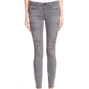 Frame Denim Le Skinny De Jeanne Distressed Gray